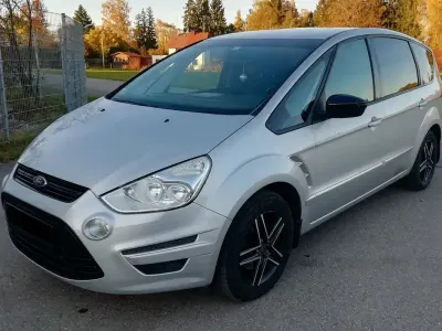Gebraucht Ford S-MAX Trend 116 PS (85 kW) 2012 Silber Van / Kleinbus