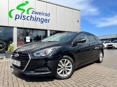 Gebraucht Hyundai i40 Trend 141 PS (103 kW) 2017 Schwarz Kombi