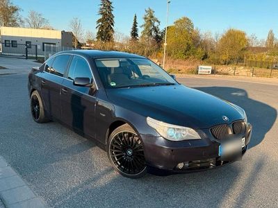 BMW 525