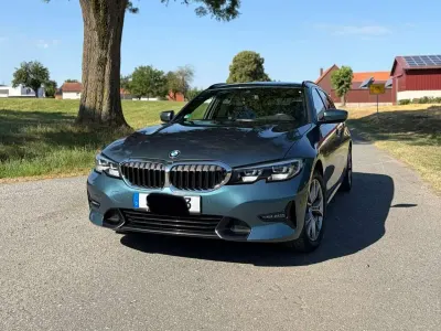 Gebraucht BMW 320 Sport Line 190 PS (139 kW) 2019 Grün Kombi