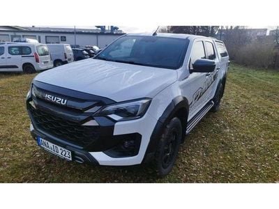 Gebraucht Isuzu D-Max 163 PS (119 kW) 2025 Dolomite white (metallic) Pickup