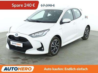 Gebraucht Toyota Yaris Hybrid Club 116 PS (85 kW) 2021 Weiß Kleinwagen