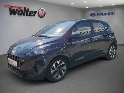Gebraucht Hyundai i10 Trend 79 PS (58 kW) 2025 Grau Kleinwagen