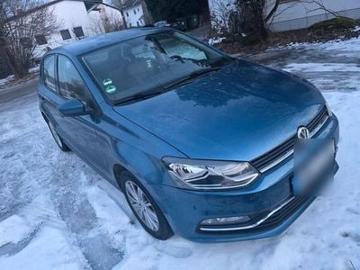 Gebraucht VW Polo Comfortline 75 PS (55 kW) 2014 Blau Kleinwagen