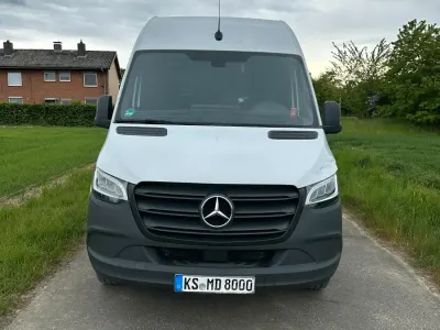 Używany Mercedes Sprinter 170 KM (125 kW) 2023 Biały Van