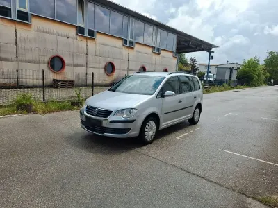 Gebraucht VW Touran 105 PS (77 kW) 2007 Silber Van / Kleinbus