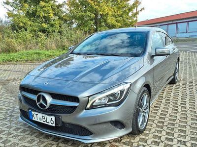Gebraucht Mercedes CLA220 Shooting Brake 170 PS (125 kW) 2018 Grau Kombi