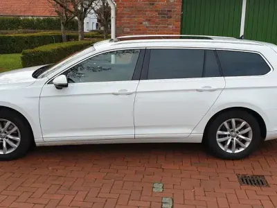 Używany VW Passat Comfortline 150 KM (110 kW) 2017 Biały Kombi