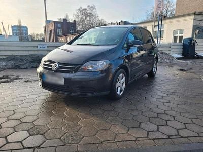 Schwarz Gebraucht 2005 VW Golf IV Kombi | 1.800 € (Fairer Preis)