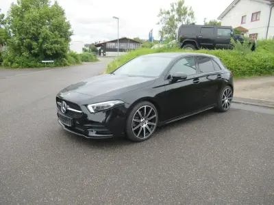 Gebraucht Mercedes A220 AMG line 190 PS (139 kW) 2021 Kosmosschwarzmetallic Limousine