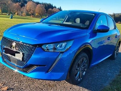 Gebraucht Peugeot e-208 Allure 100 kW (136 PS) 2021 Blau Kleinwagen