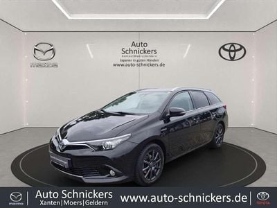 Toyota Auris Hybrid