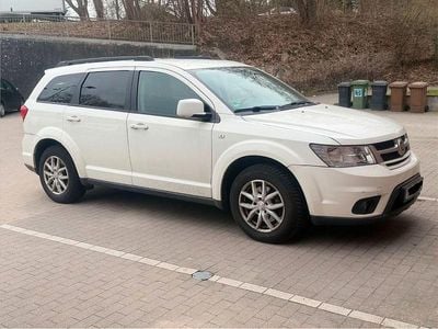 Gebraucht Fiat Freemont 170 PS (125 kW) 2013 Weiß SUV