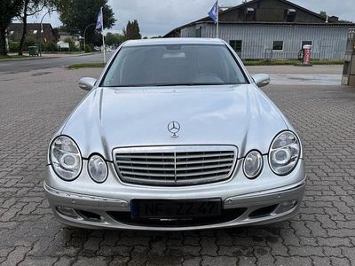 Mercedes E320