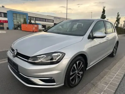 Gebraucht VW Golf VII 116 PS (85 kW) 2020 Silber Limousine