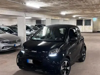 Gebraucht Smart ForTwo Coupé 60 kW (82 PS) 2020 Schwarz Kleinwagen