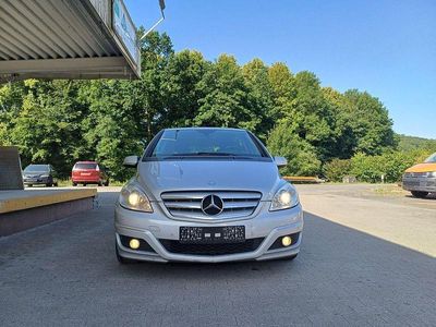 Mercedes B200