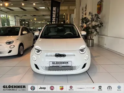 Neu Fiat 500e La Prima 69 kW (95 PS) 2025 Ice weiß Cabrio