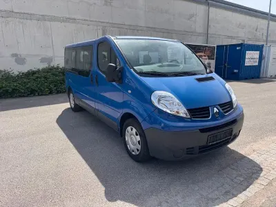 Gebraucht Renault Trafic 114 PS (83 kW) 2012 Blau Van / Kleinbus
