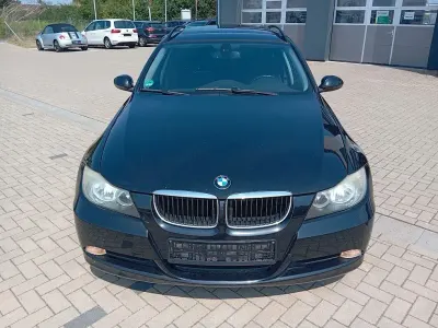 Gebraucht BMW 318 Advantage 129 PS (94 kW) 2006 Schwarz Kombi