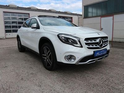 Mercedes GLA220