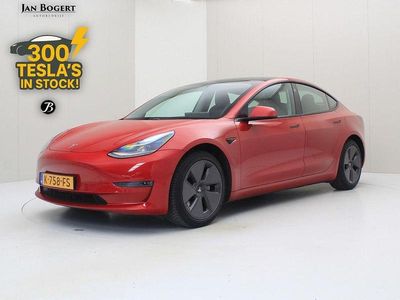 Begagnad Tesla Model 3 Long Range AWD 258 kW (351 HK) 2020 Röd Sedan