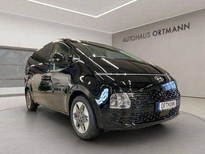 Abyss black Gebraucht 2024 Hyundai Staria Trend Van / Kleinbus | 46.990 € (Etwas zu teuer)