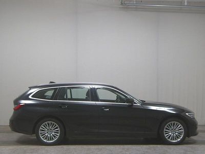 Gebraucht BMW 320 Sport Line 190 PS (139 kW) 2020 Schwarz Kombi