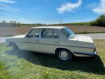 Brugt Mercedes W115 1971 Andere farben Sedan