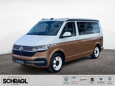 Gebraucht VW California Beach 150 PS (110 kW) 2022 Candyweiß/copper bronze metallic Van