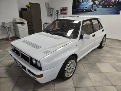Usata Lancia Delta 205 CV (150 kW) 1989 Bianco Utilitaria