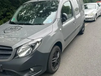 Gebraucht Mercedes Citan 111 2017 Grau Van / Kleinbus