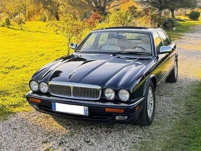 Gebraucht Daimler Double Six Serie 1 311 PS (228 kW) 1995 Blau Limousine