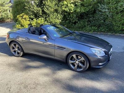 Second-hand Mercedes SLK250 204 CP (150 kW) 2015 Gri Cabrio