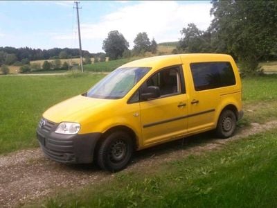 Second-hand VW Caddy 74 CP (54 kW) 2007 Galben Monovolum