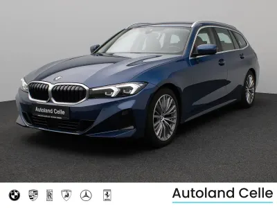 Gebraucht BMW 320 Sport Line 190 PS (139 kW) 2023 Phytonicblau metallicc1mbraun Limousine