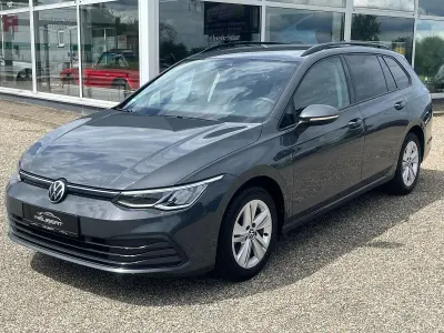 Gebraucht VW Golf VIII Life 110 PS (80 kW) 2020 Grau Kombi
