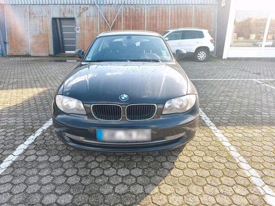 Gebraucht BMW 116 116 PS (85 kW) 2011 Schwarz Kleinwagen