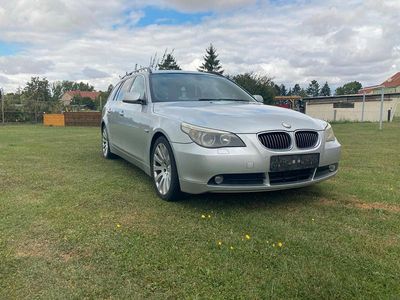 BMW 523