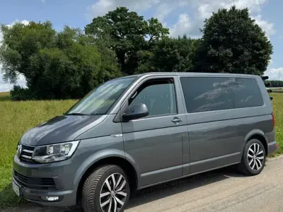 Gebraucht VW Multivan 204 PS (150 kW) 2016 Grau Van / Kleinbus