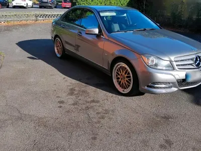 Gebraucht Mercedes C250 204 PS (150 kW) 2012 Limousine