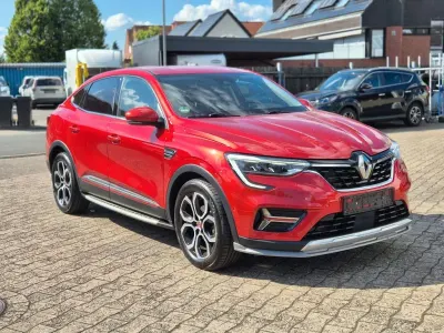 Gebraucht Renault Arkana Intens 140 PS (102 kW) 2021 Rot SUV