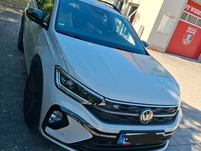 Gebraucht VW Taigo R-line 150 PS (110 kW) 2025 Grau SUV