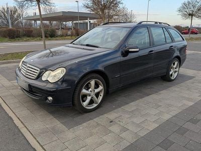 Second-hand Mercedes C180 Sport Edition 143 CP (105 kW) 2006 Albastru Break
