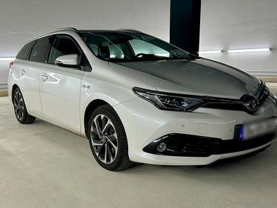 Toyota Auris Touring Sports