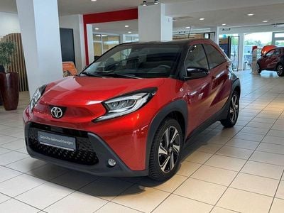 Usata Toyota Aygo X Pulse 72 CV (52 kW) 2023 Rosso SUV