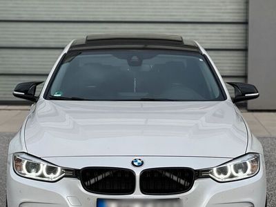 gebraucht BMW 320 d F30 M-Paket /NEU TÜV/ Xenon / Navi / M Performance