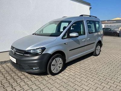 Używany VW Caddy 122 KM (89 kW) 2020 Srebrny Minivan