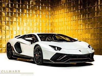 Silber Gebraucht 2022 Lamborghini Aventador Coupé | 744.702 € (Etwas zu teuer)