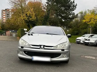 Gebraucht Peugeot 206 CC Platinum 136 PS (100 kW) 2003 Grau Cabrio